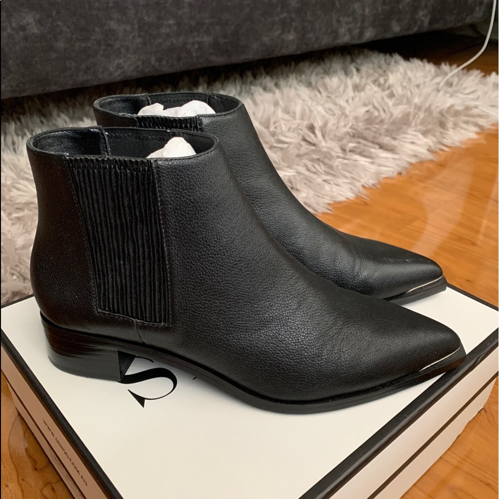 *NWT* SENSO-Leon black leather boots-sz 39